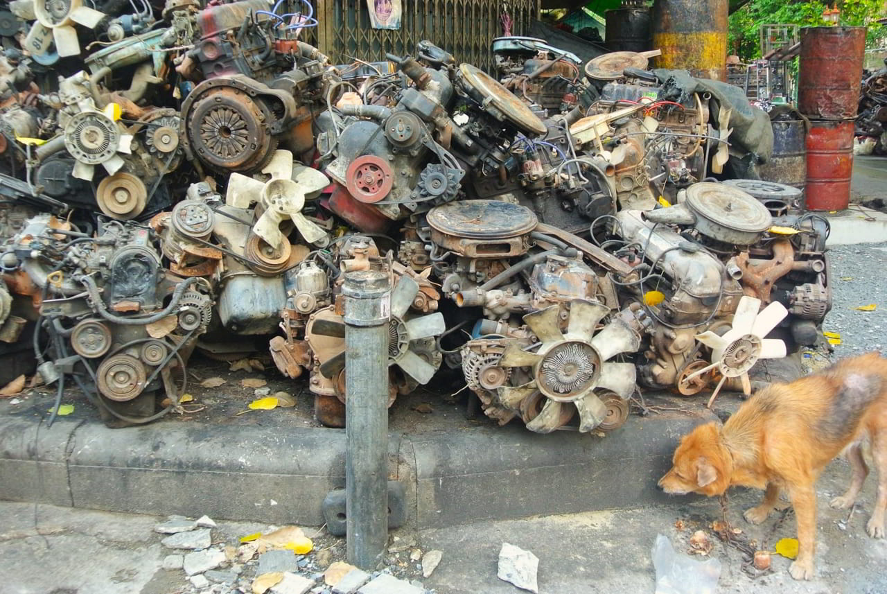 Bangkok insolite, Sieng Kong : le quartier des ferrailleurs
