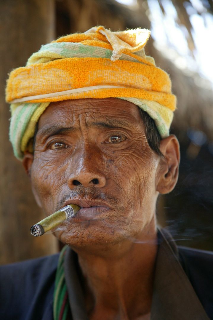 Le cheroot ou le cigare birman