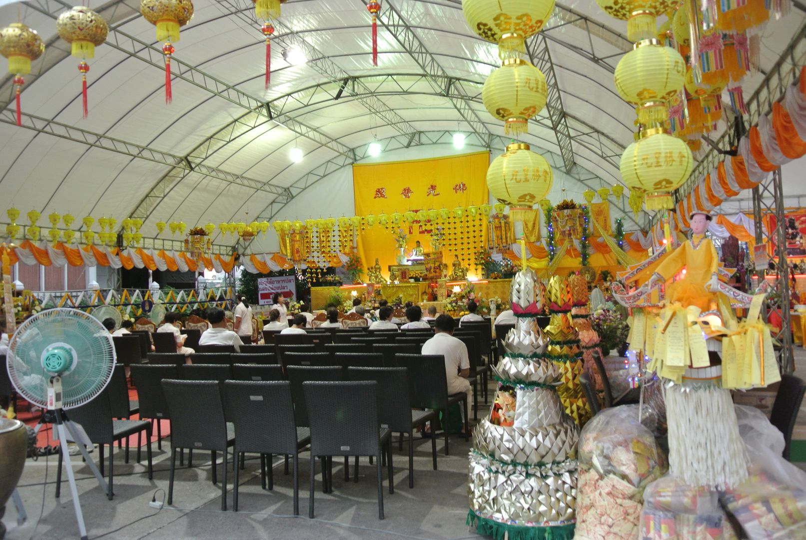 Le Wat Yannawa et son centre de soins traditionnels