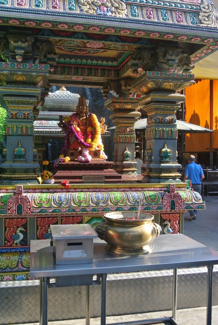 Temple hindou le Sri Mahamariamman 009