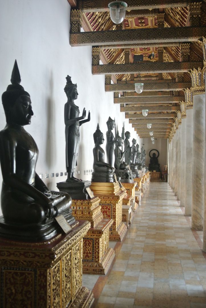 Wat Benchama Bophit - Temple de Marbre