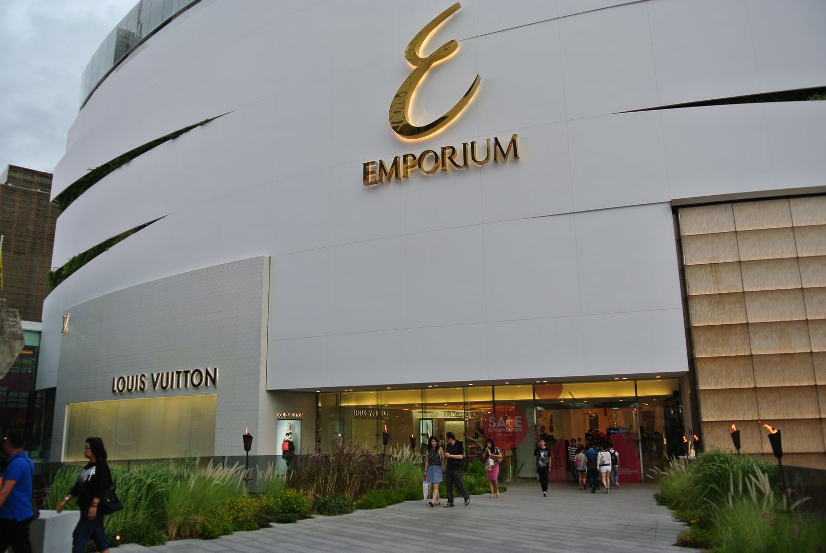 Bangkok, shopping, magasinage dans un Mall nouvelle génération : L’ Emporium
