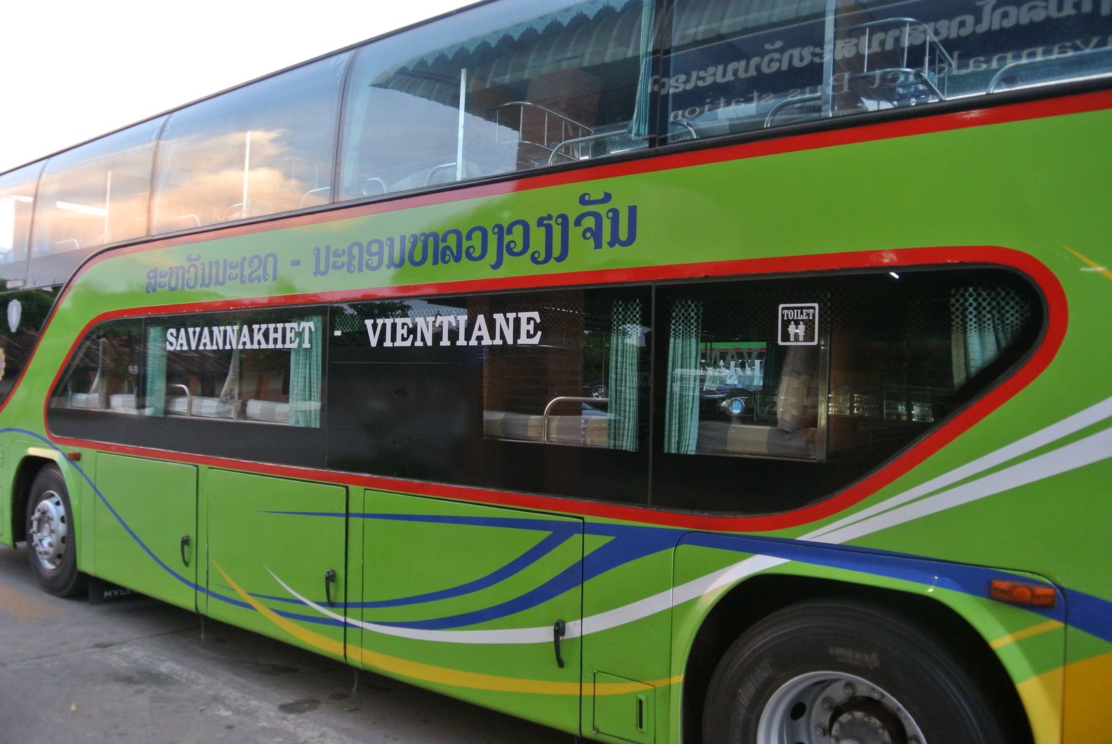 Vientiane transports bus : gares, horaires, destinations, prix
