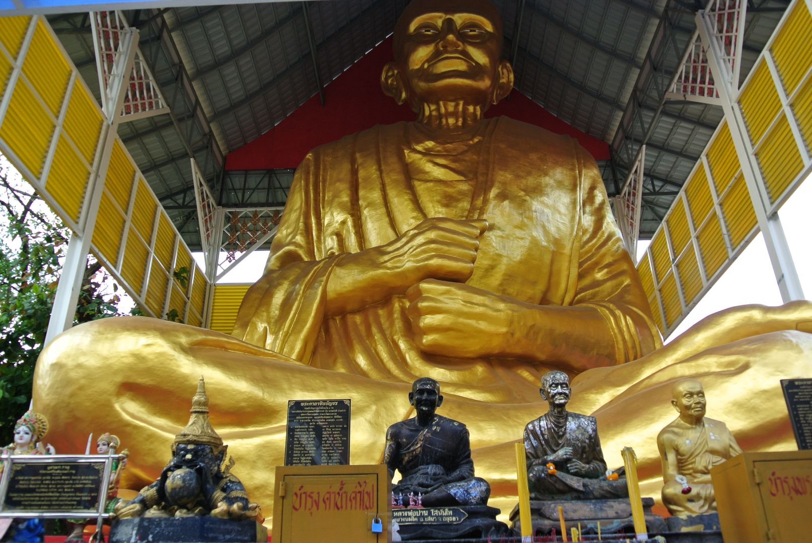 Balade autour du Wat Si Sudaram – épisode 14