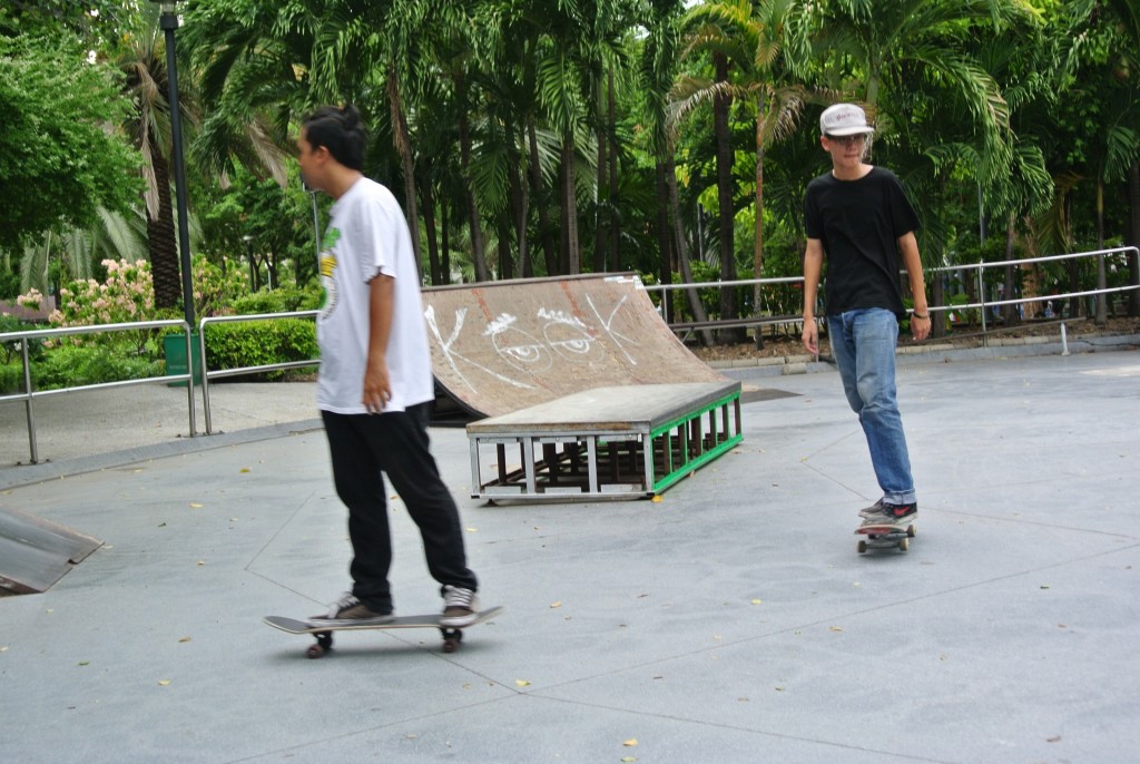 Le parc Suan Rommaninat et son skate-park