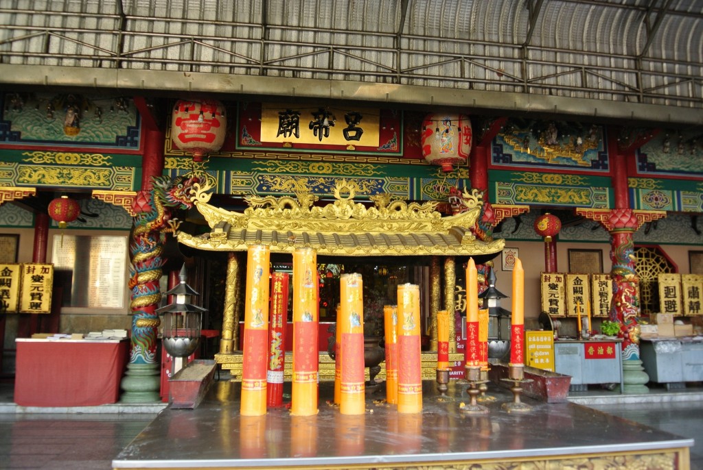 Balade autour de 3 Wat – épisode 14 – China Town : Le temple Li Thi Piew
