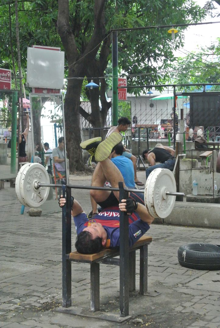 Bangkok, les salles de gym en plein air