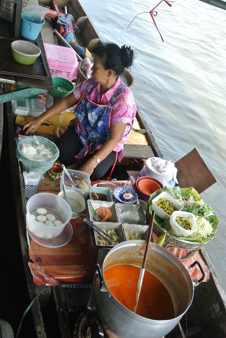 Le marché flottant de Taling Chan