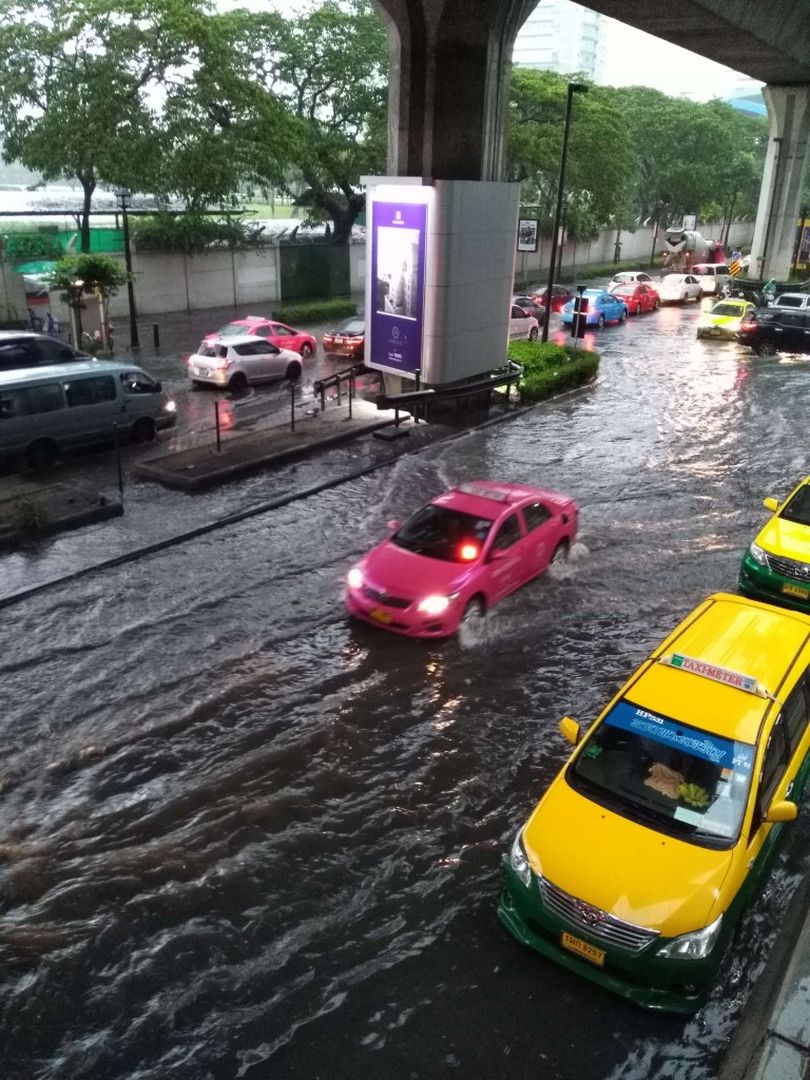 thailand-tip-rainy-season 