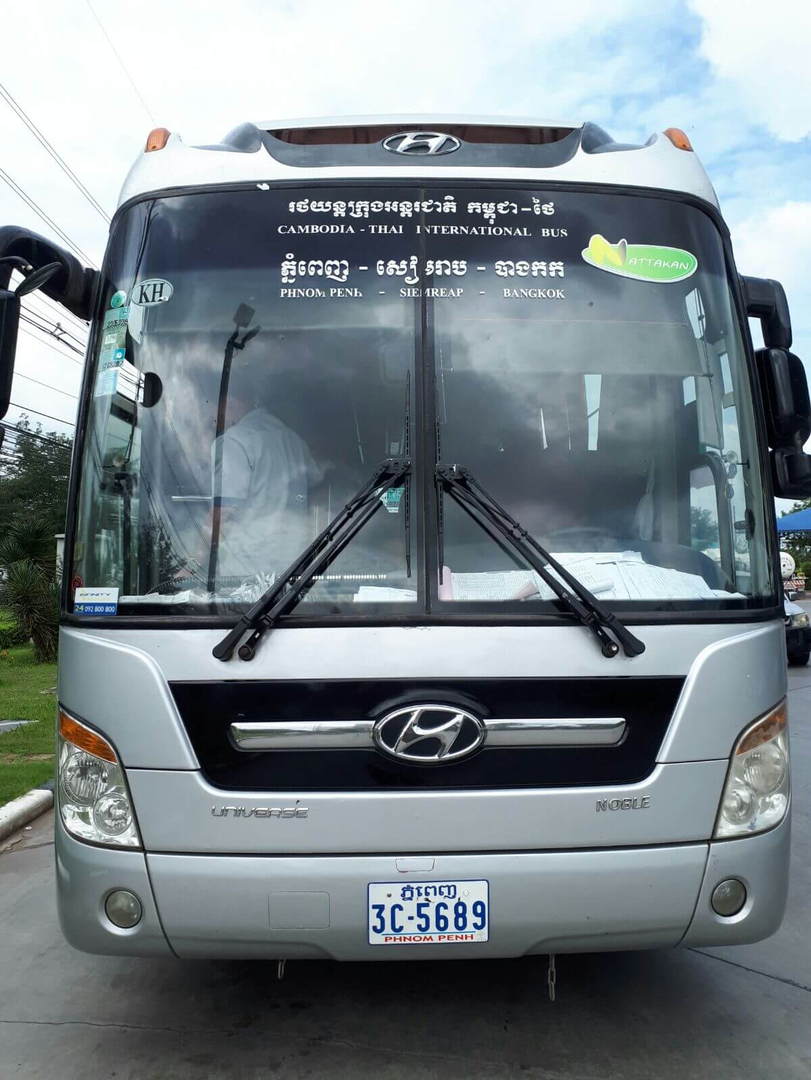cambodia-bus-phnom-penh-bangkok