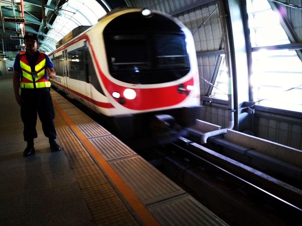 Airport Rail Link Bangkok : Suvarnabhumi Airport Train