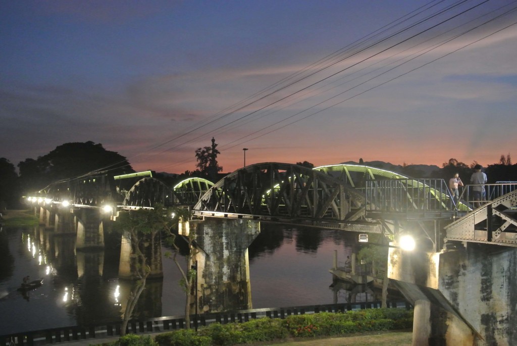 kanchanaburi-bridge-river-kwai