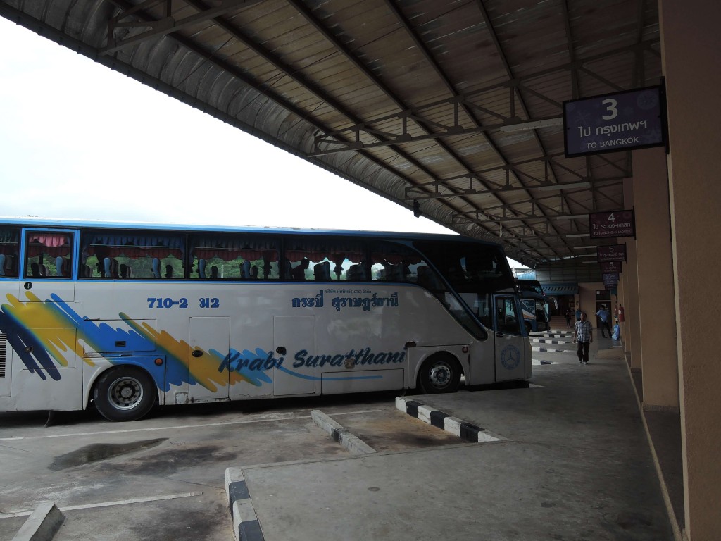 Surat Thani transports : de Khao Sok aux îles