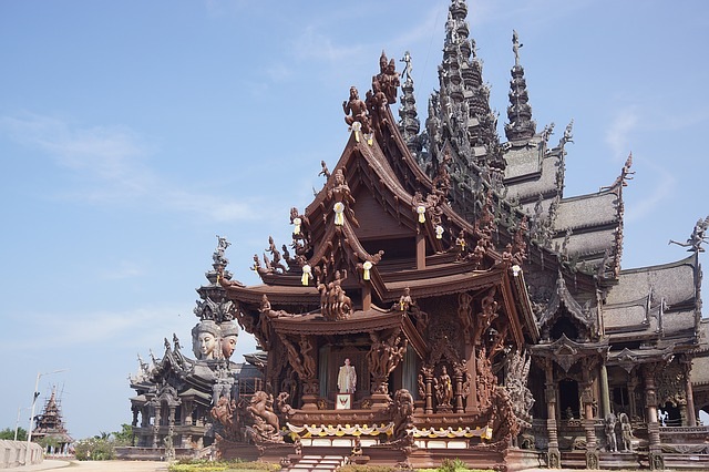 Sanctuaire-de-la-Vérité-Pattaya
