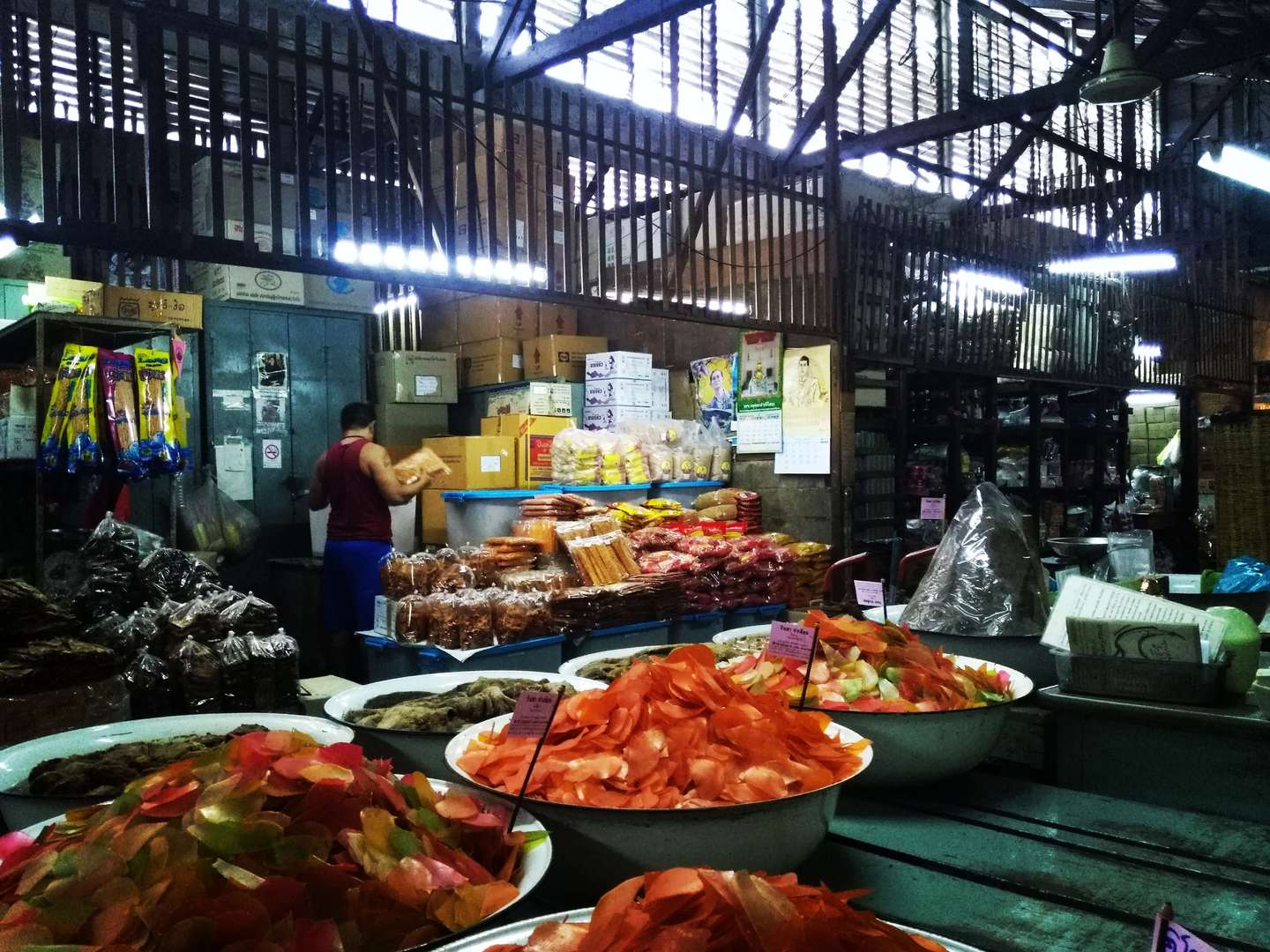 Tha-Tian-Pier-Market-3