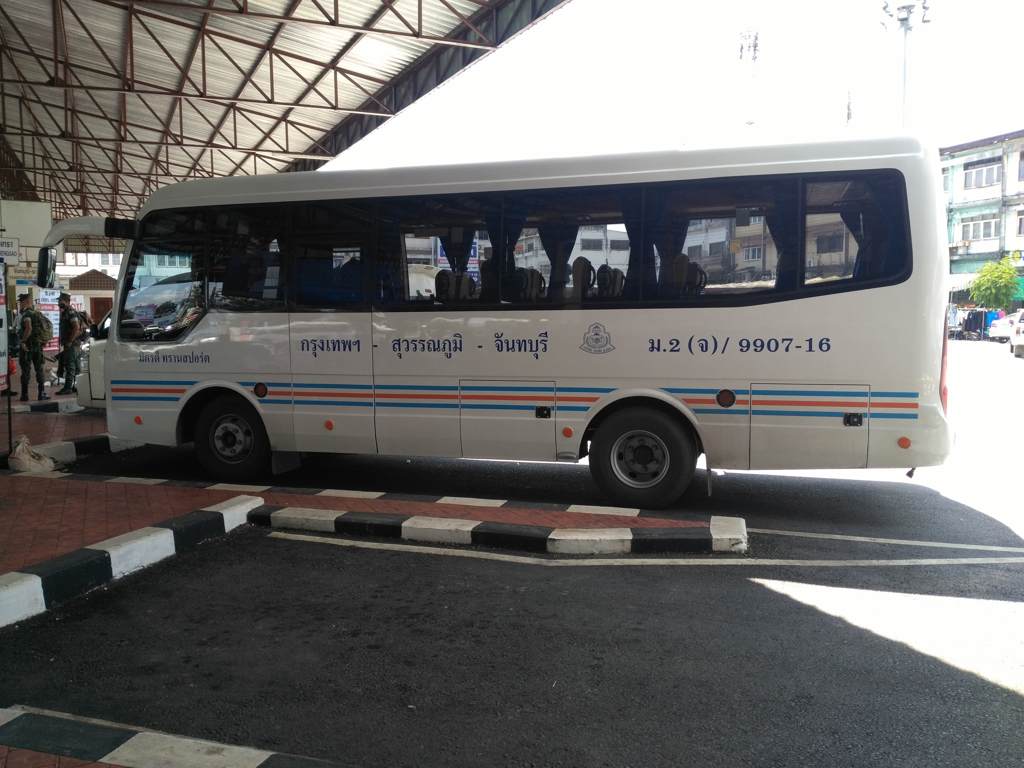 minibus-van-ayutthaya