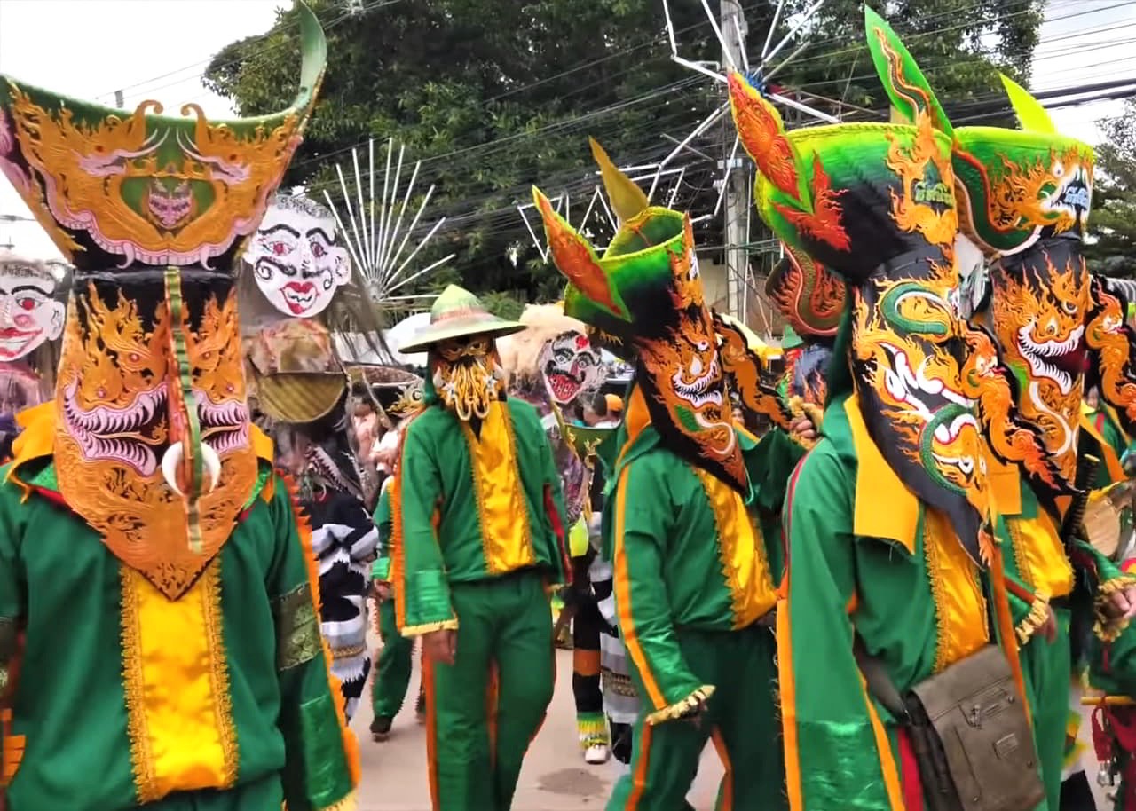 Le festival Phi Ta Khon, la fête des fantômes