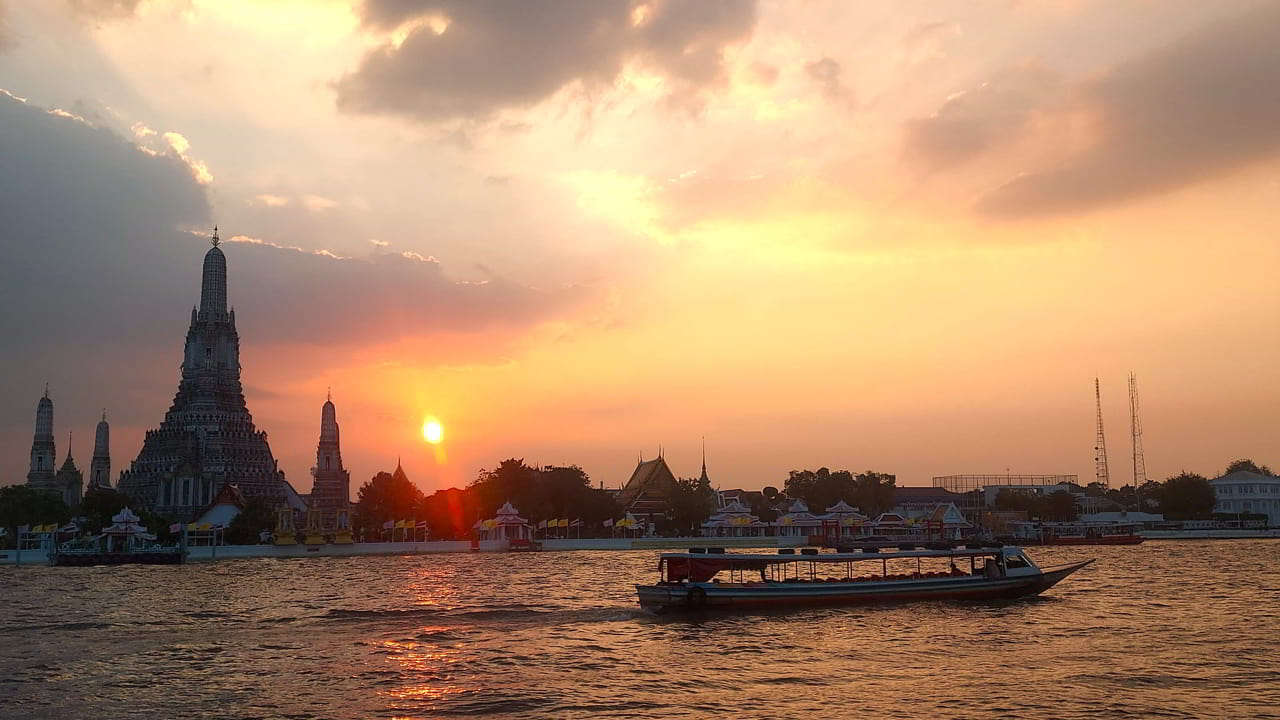 Le Chao Phraya : Le Fleuve Royal de Bangkok en Thaïlande