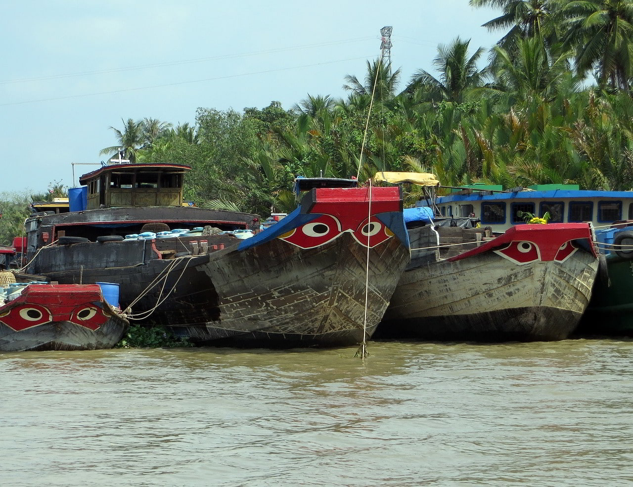 Le Canal Funan Techo : Entre Indépendance et Dépendance du Cambodge