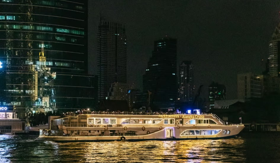 Bangkok: Alangka Luxury Dinner Cruise