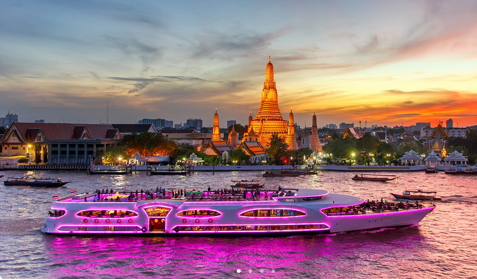 Dîners-croisières sur le Chao Phraya pour le réveillon 24 décembre 2025 Thai River Cruise sur le Chao Phraya Bangkok