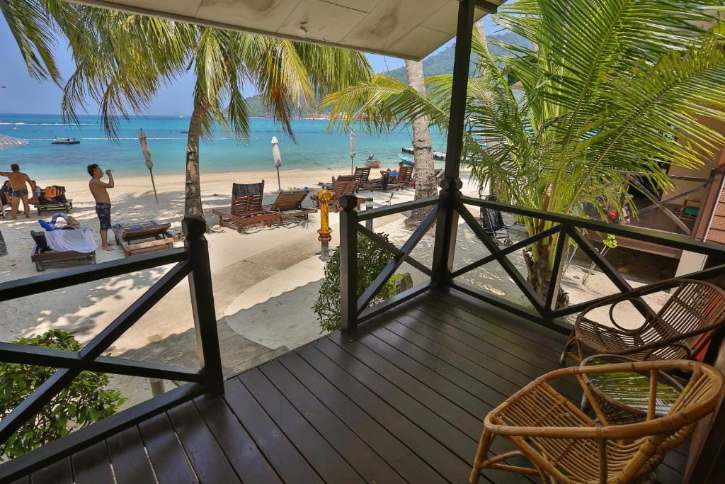 Tuna Bay Island Resort à Perhentian Besar, snorkeling depuis la plage