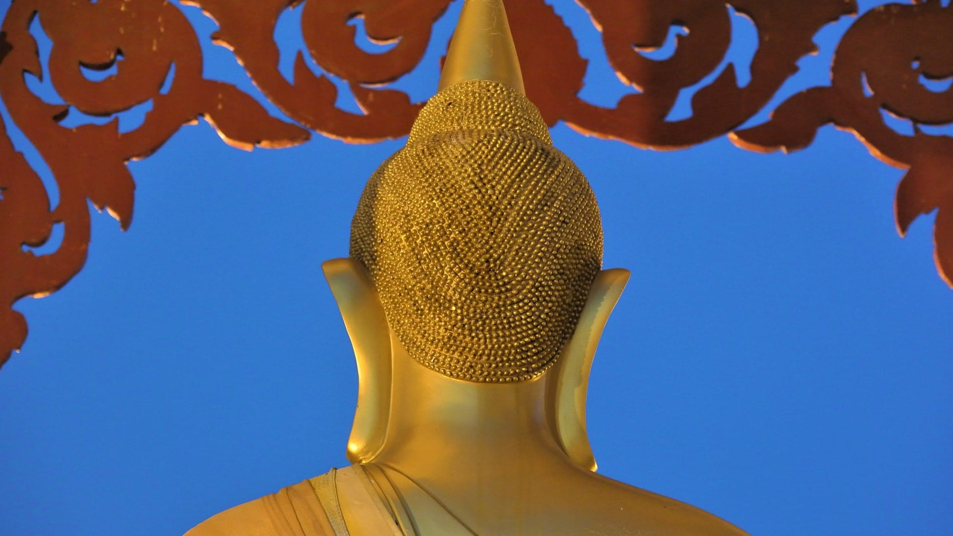 Exploration des Lieux de Culte et Diversité Religieuse à Bangkok