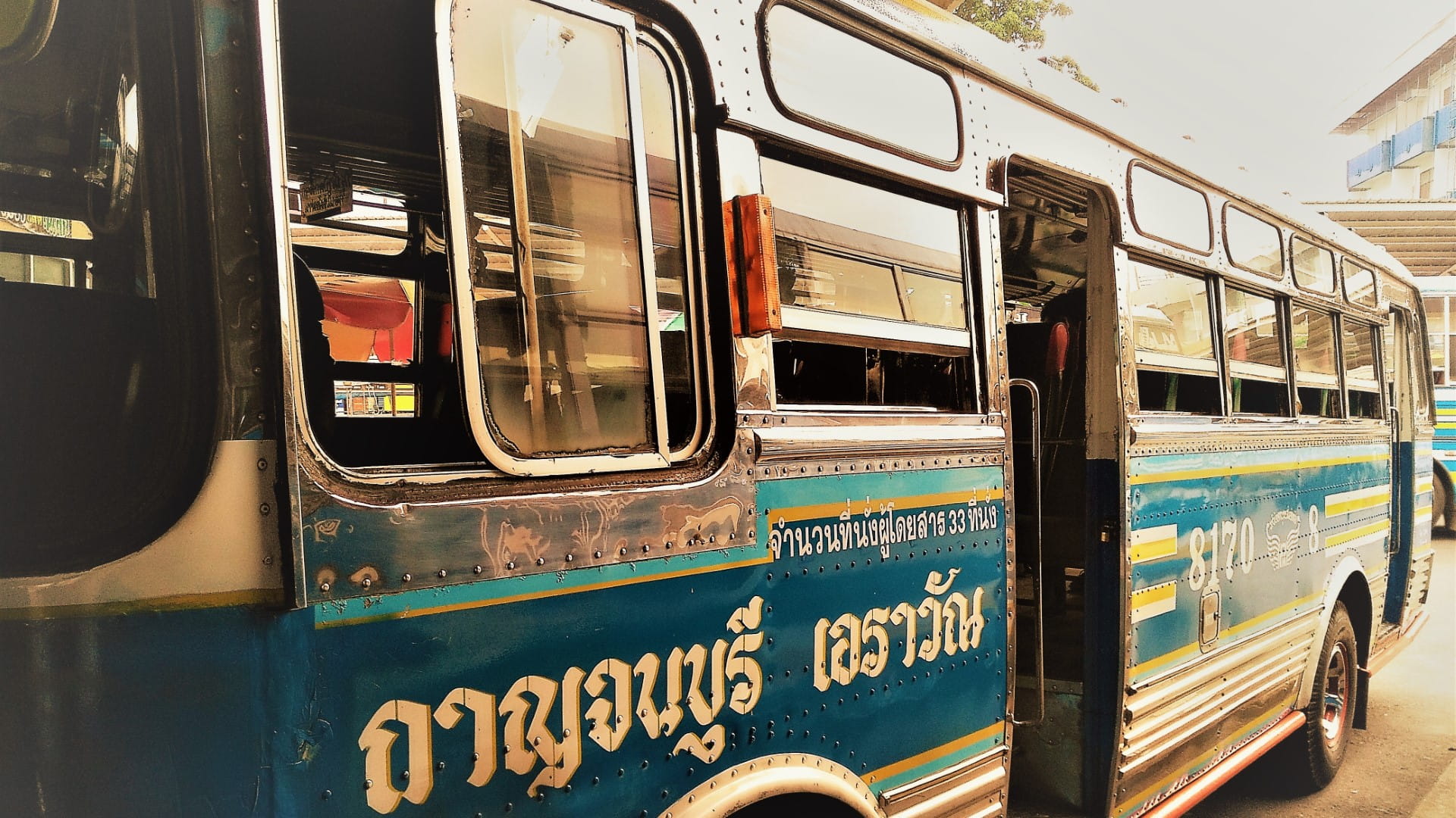 Bus, minibuses and bus stations in Thailand